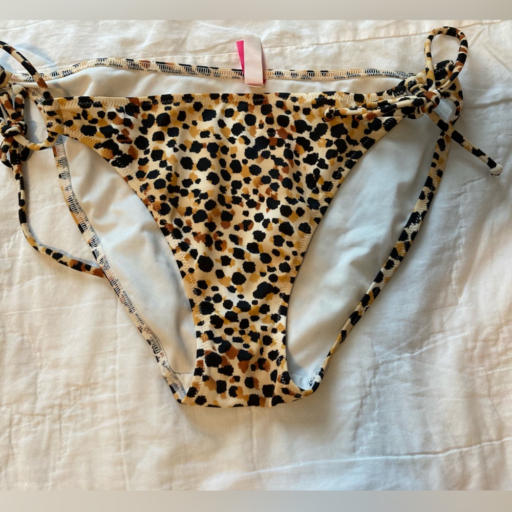 Victoria’s Secret bikini bottom